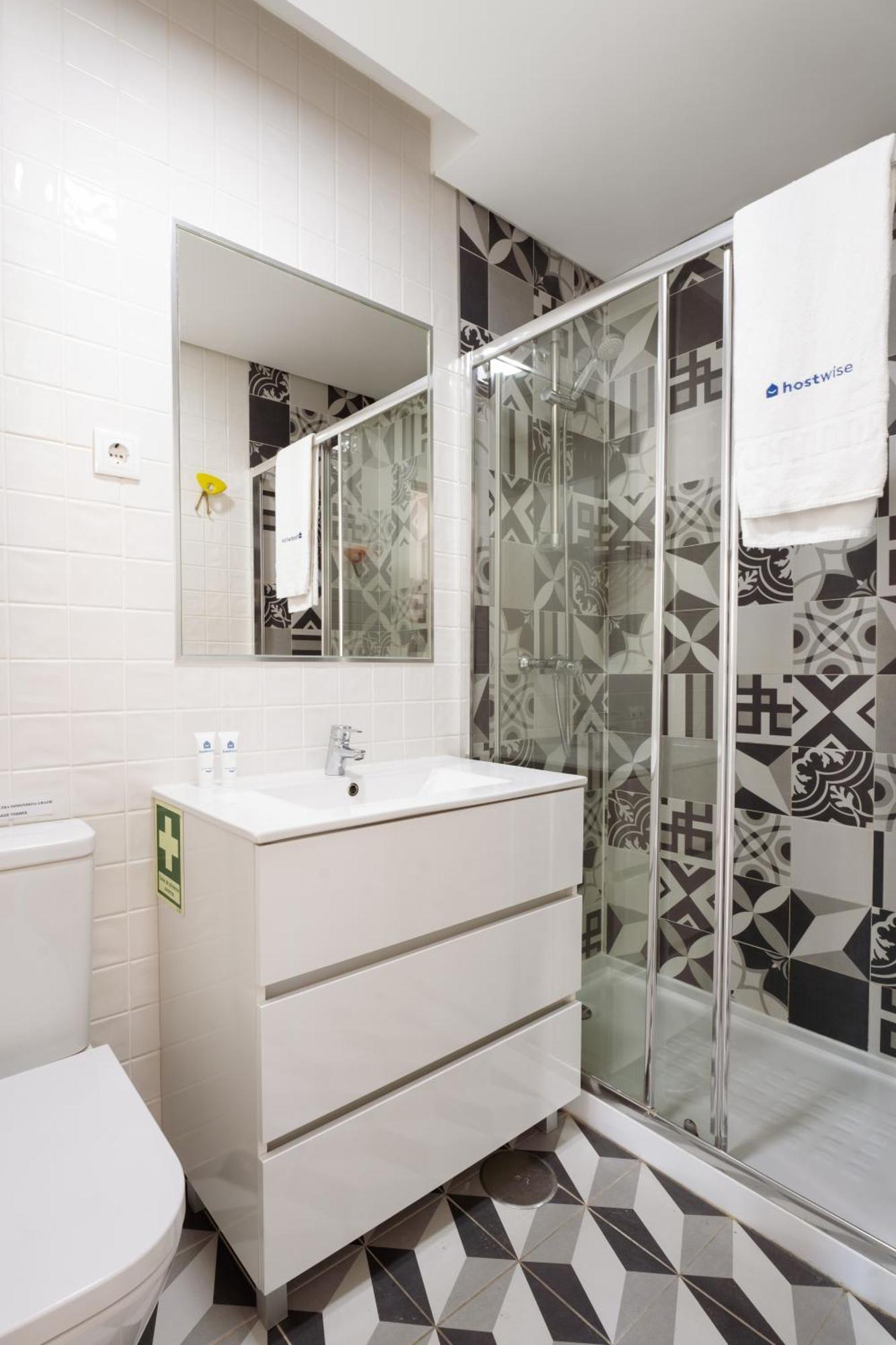 Host Wise - Flat W Free Private Parking - Bright & Cozy Lägenhet OOporto Exteriör bild