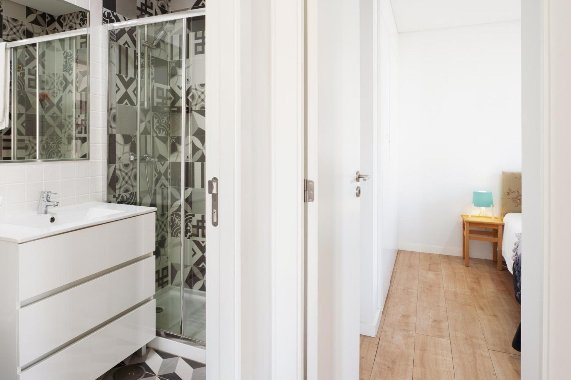 Host Wise - Flat W Free Private Parking - Bright & Cozy Lägenhet OOporto Exteriör bild